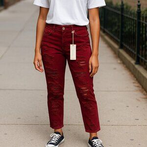 (1140)  Aphrodite apparel burgundy denim capri,NWT, Size 13